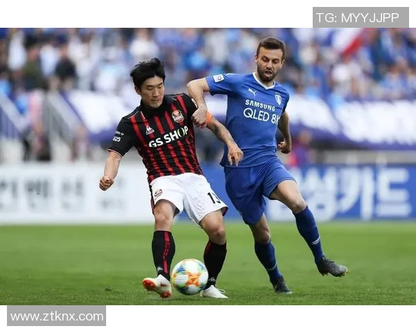 墨尔本胜利在本赛季防守表现分析与战术调整探讨